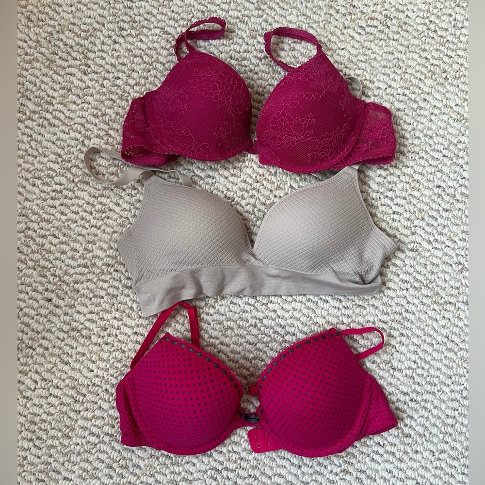 Bundle of 3 Bras – Size 34B – Lace & Polka Dot Mix, waffle pattern
